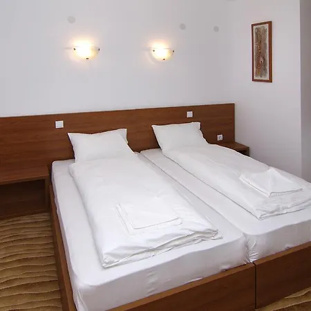 Hotel Doro 3*